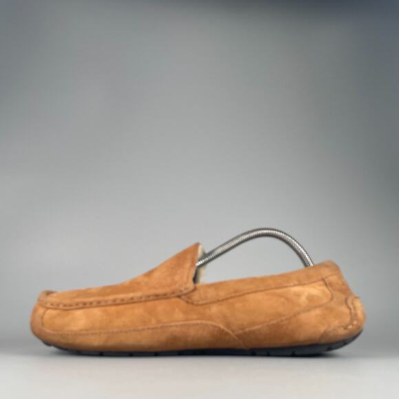 UGG Ascot Men\'s Size 10 Brown Suede Slip On Comfort Slipper Casual Loafers EUC main image 8